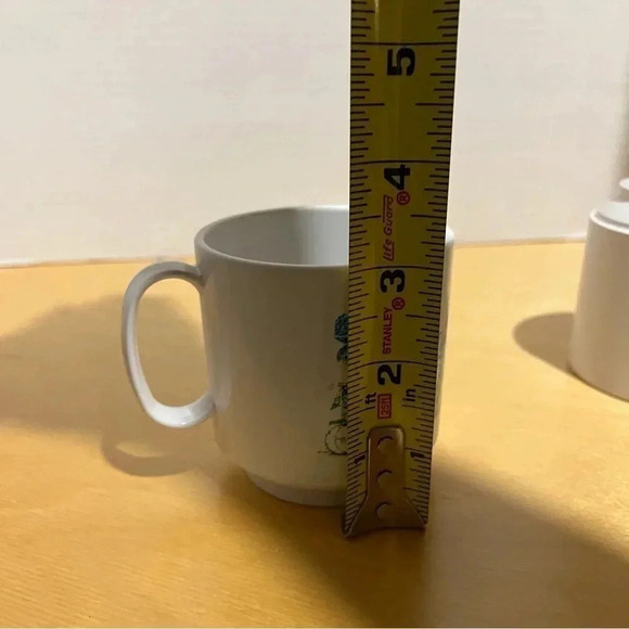 American Greetings 1972 Plastic Holly Hobbie Mugs Cups Lot Of 2 - Picture 14 of 14